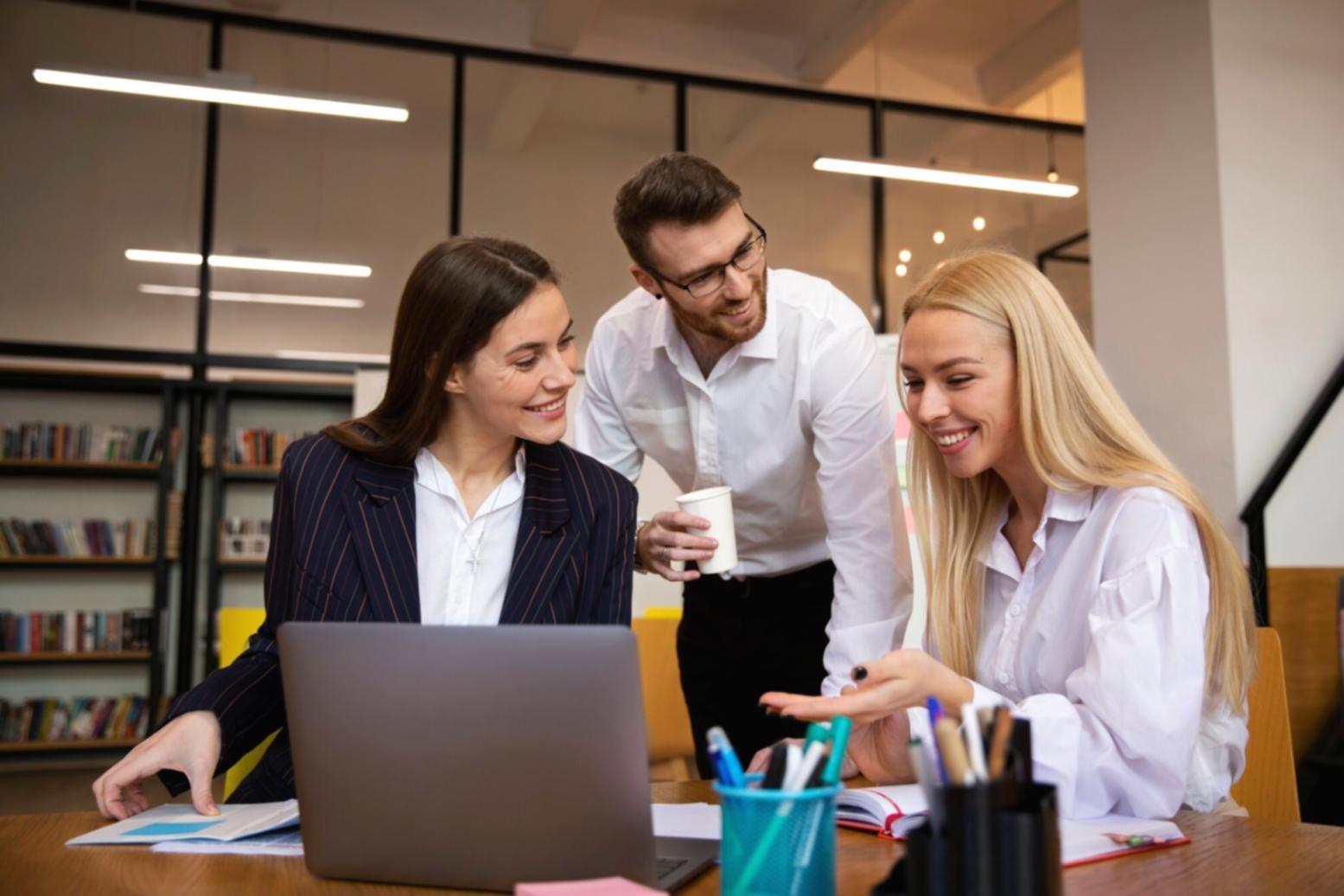 Moderne Arbeitsumgebung für Finanzprozesse